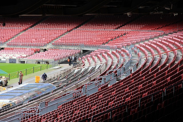 切尔西客场1-3不敌利兹联，终结7场不败，排名跌至第四，利兹联成功跳出降级区。
